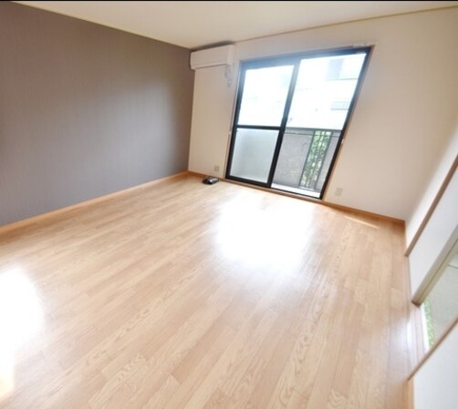 ライラック湘南の物件内観写真